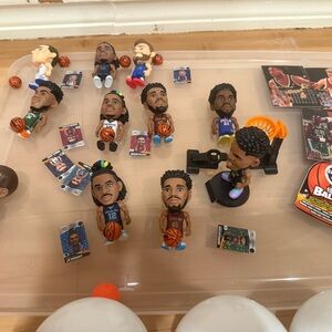 Basketball Player Figurine Set - Multicolor